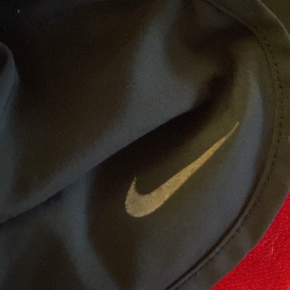 Black Nike running shorts size M Medium with lining and zip pocket - Picture 5 of 6